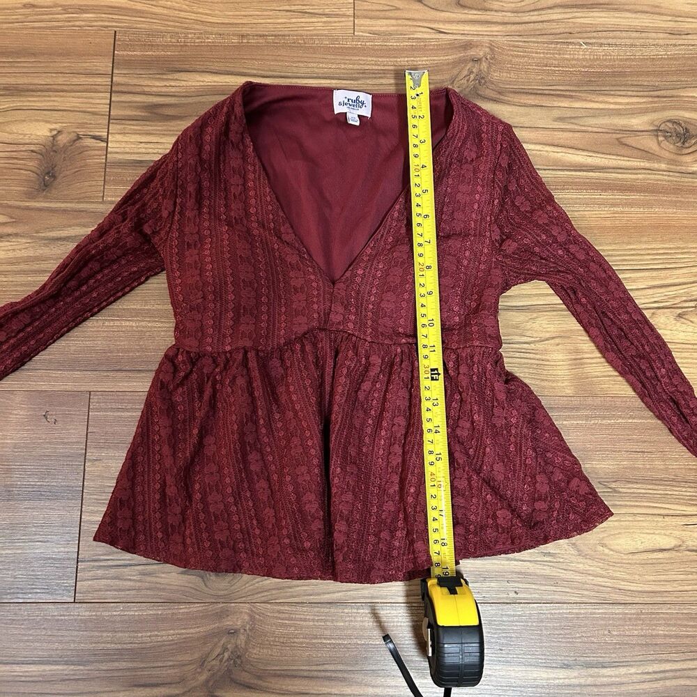Ruby & Jewell Lace Peplum Top XS Burgundy Sheer Boho Long Sleeve V Neck - Picture 6 of 8